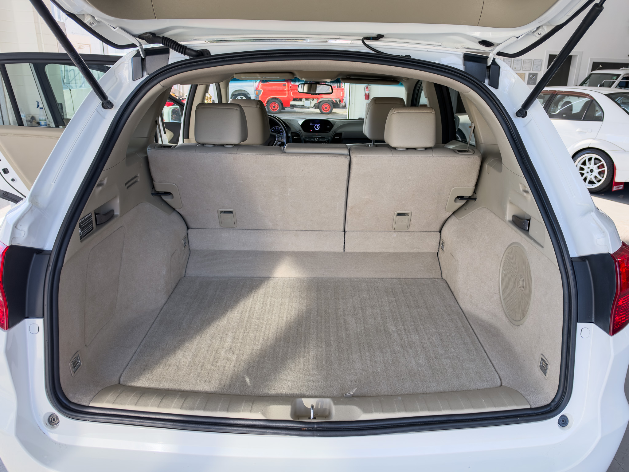 Used 2015 Acura RDX AWD image 17