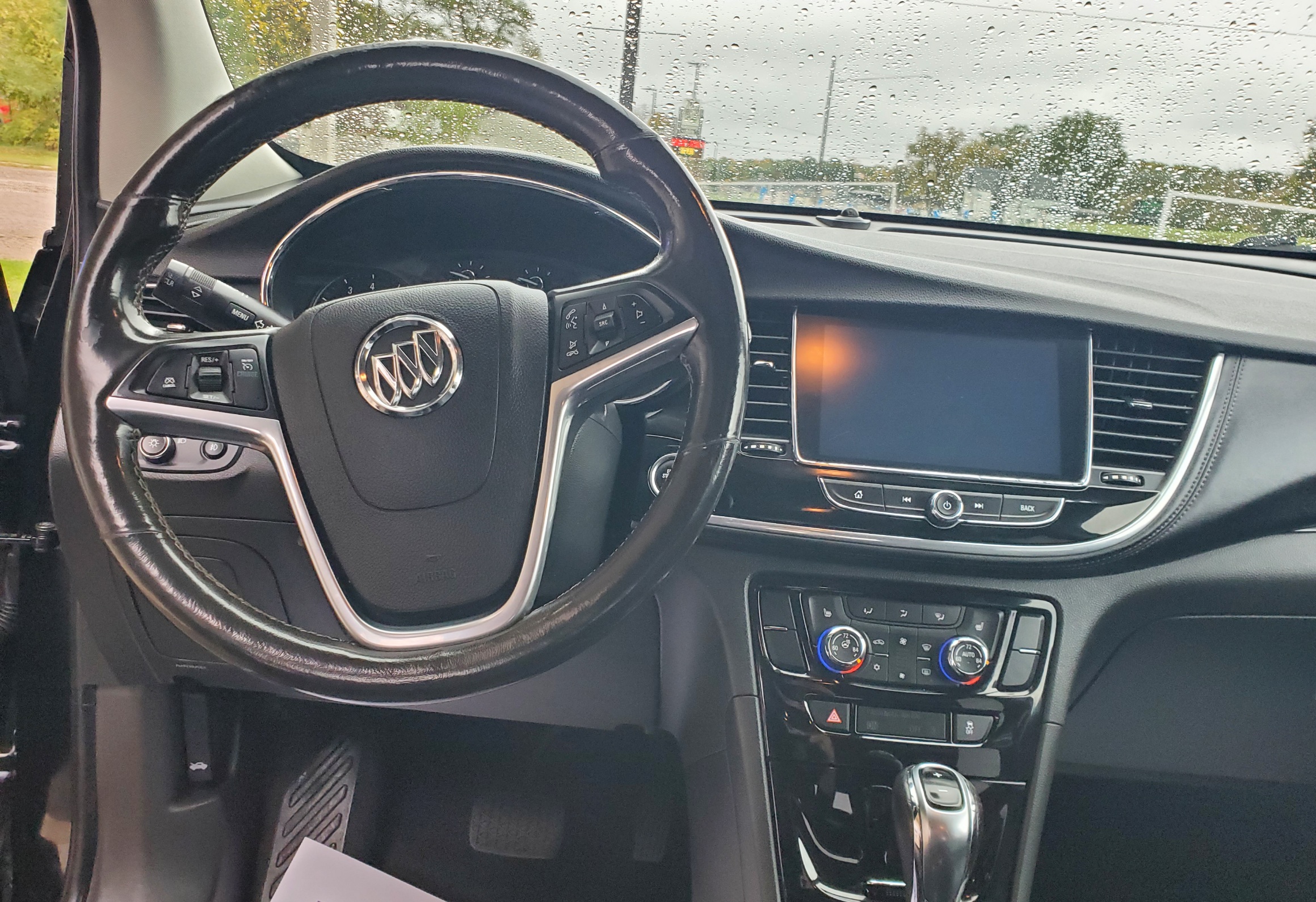 Used 2020 Buick Encore FWD Essence image 7