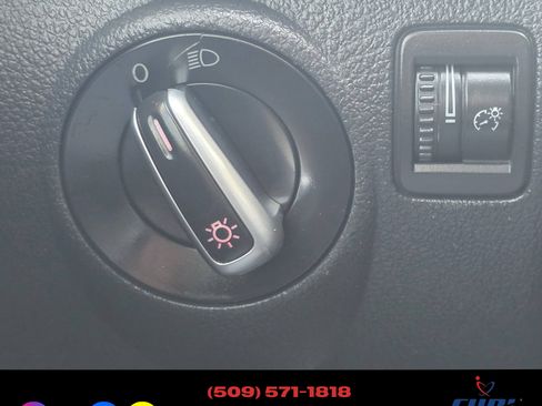 Used 2015 Volkswagen Tiguan image 15