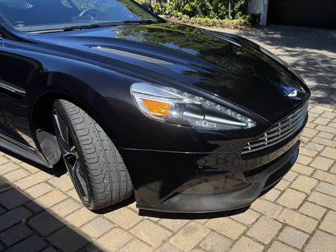 Used 2014 Aston Martin Vanquish Coupe RWD image 6