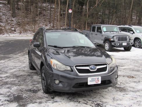 Used 2015 Subaru XV Crosstrek 2.0i Premium image 16