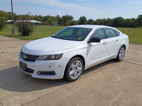 Used 2016 Chevrolet Impala Sedan FWD image 1