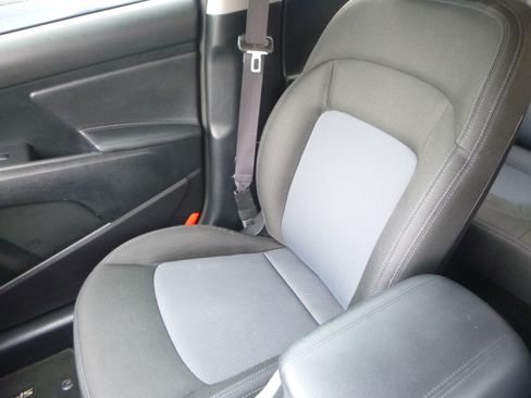 Used 2016 Kia Sportage FWD LX image 27