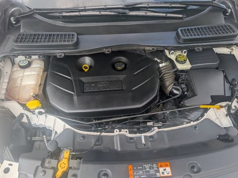 Used 2013 Ford Escape SE FWD image 18