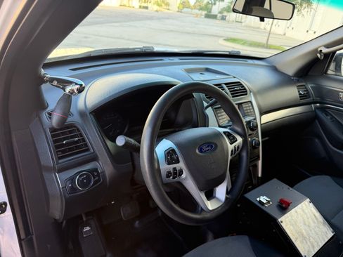 Used 2013 Ford Explorer image 55