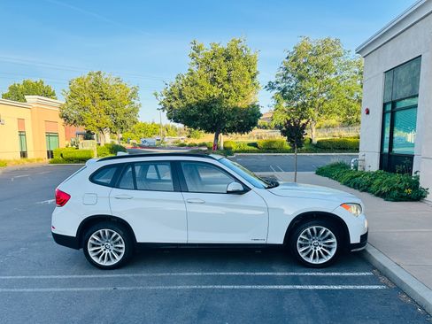 Used 2015 BMW X1 sDrive28i w/ PREMIUM PACKAGE RWD image 5