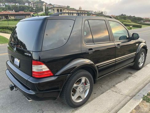Used 2000 Mercedes-Benz ML 55 AMG image 5