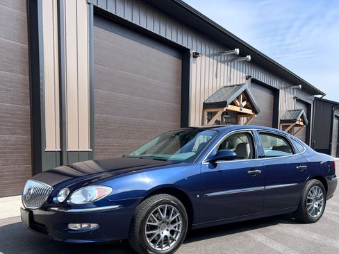 Used 2008 Buick LaCrosse CXL image 1