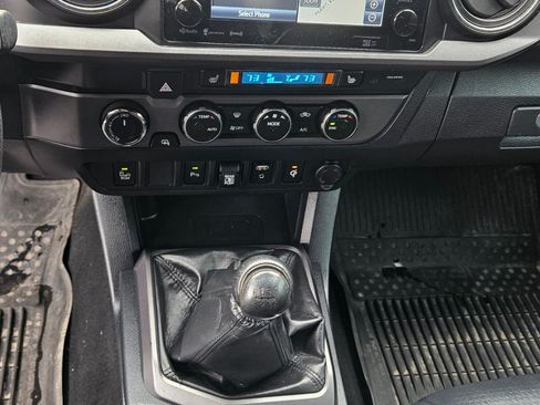 Used 2019 Toyota Tacoma image 11