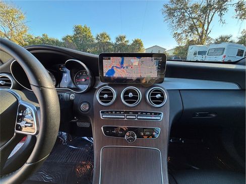 Used 2020 Mercedes-Benz C 300 image 11