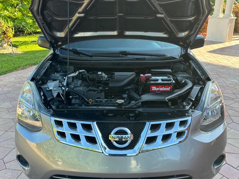 Used 2015 Nissan Rogue SV image 13