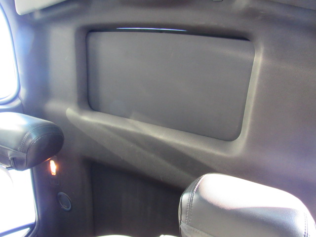Used 2014 Ford Explorer 4WD XLT image 27