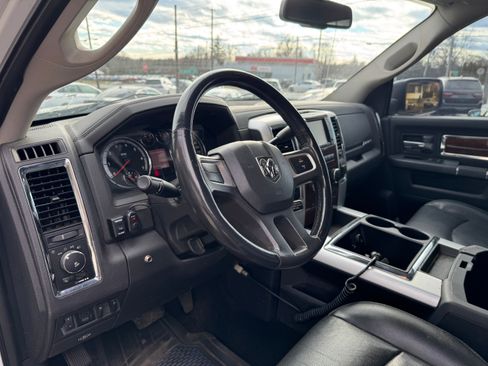 Used 2011 RAM 2500 Laramie image 10