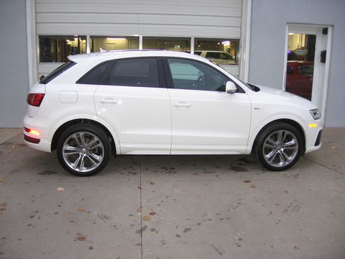 Used 2016 Audi Q3 2.0T Premium Plus image 14