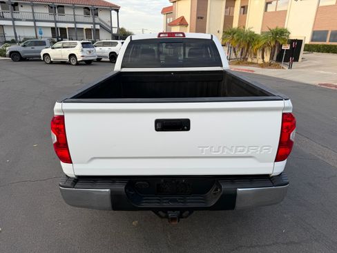 Used 2015 Toyota Tundra 4x4 SR5 w/ TRD Off-Road Pkg image 9