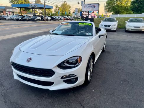 Used 2020 FIAT 124 Spider Lusso Convertible 2D RWD image 1