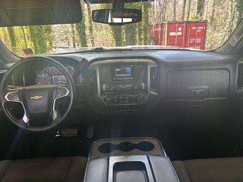 Used 2015 Chevrolet Silverado 1500 LT image 16