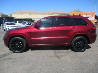 Used 2020 Jeep Grand Cherokee Altitude image 1