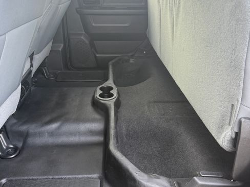 Used 2019 RAM 1500 4x4 Crew Cab Classic Tradesman image 16