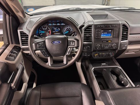 Used 2018 Ford F250 XLT image 22