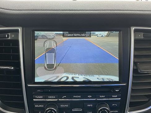 Used 2016 Porsche Panamera 4 Platinum Edition image 25