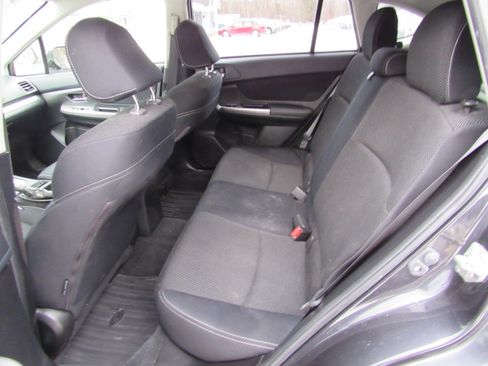 Used 2015 Subaru XV Crosstrek 2.0i Premium image 18