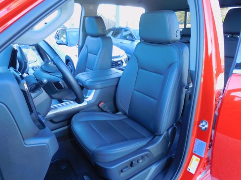 Used 2024 Chevrolet Silverado 3500 LTZ image 25