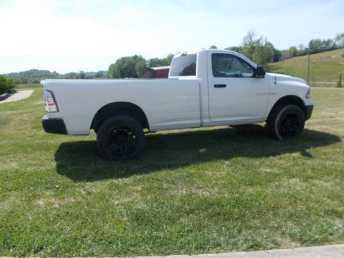 Used 2009 Dodge Ram 1500 Truck AWD/4WD image 4