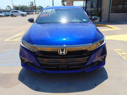 Used 2021 Honda Accord Sport image 3