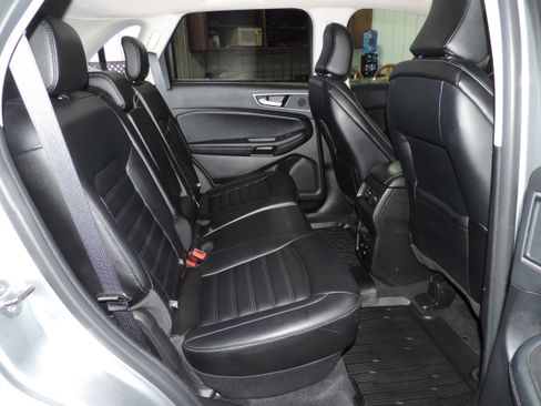 Used 2024 Ford Edge SEL image 27