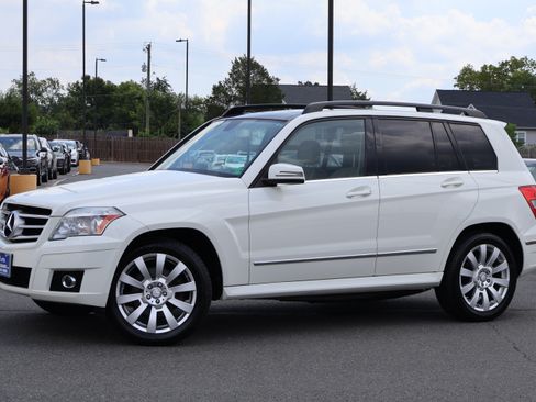 Used 2012 Mercedes-Benz GLK 350 image 2