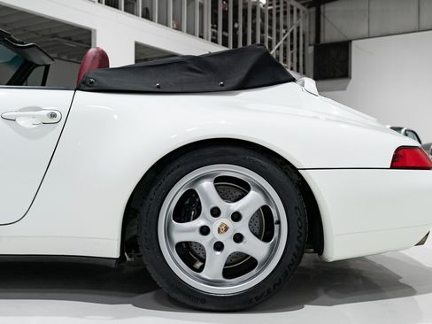 Used 1995 Porsche 911 Carrera image 12