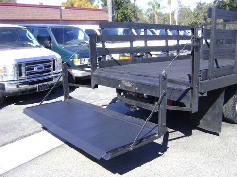 Used 1998 Chevrolet Silverado 3500 image 9