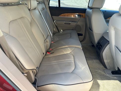 Used 2015 Lincoln MKX image 16