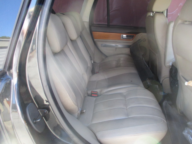 Used 2010 Land Rover Range Rover Sport HSE LUX AWD/4WD image 9