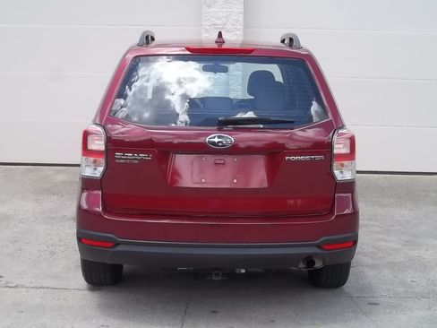 Used 2018 Subaru Forester 2.5i Premium image 6