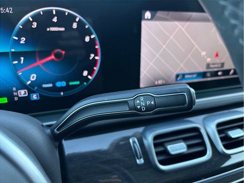 Used 2020 Mercedes-Benz GLE 580 image 39