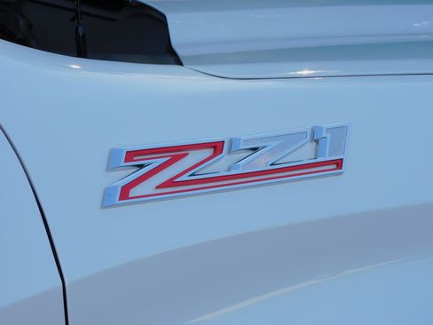 Used 2024 Chevrolet Silverado 1500 LT Trail Boss image 19