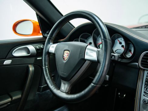 Used 2007 Porsche 911 Turbo image 32