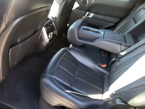 Used 2022 Land Rover Range Rover Sport HSE Silver Edition image 17