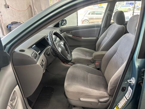 Used 2006 Toyota Corolla LE image 11