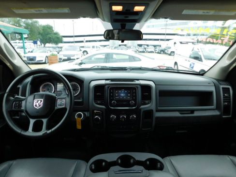 Used 2018 RAM 1500 ST image 12