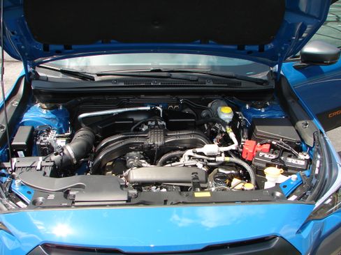 Used 2025 Subaru Crosstrek 2.5i Wilderness AWD/4WD image 2