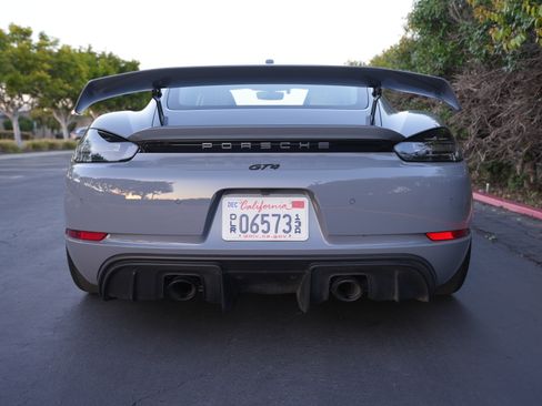 Used 2023 Porsche 718 Cayman GT4 image 6