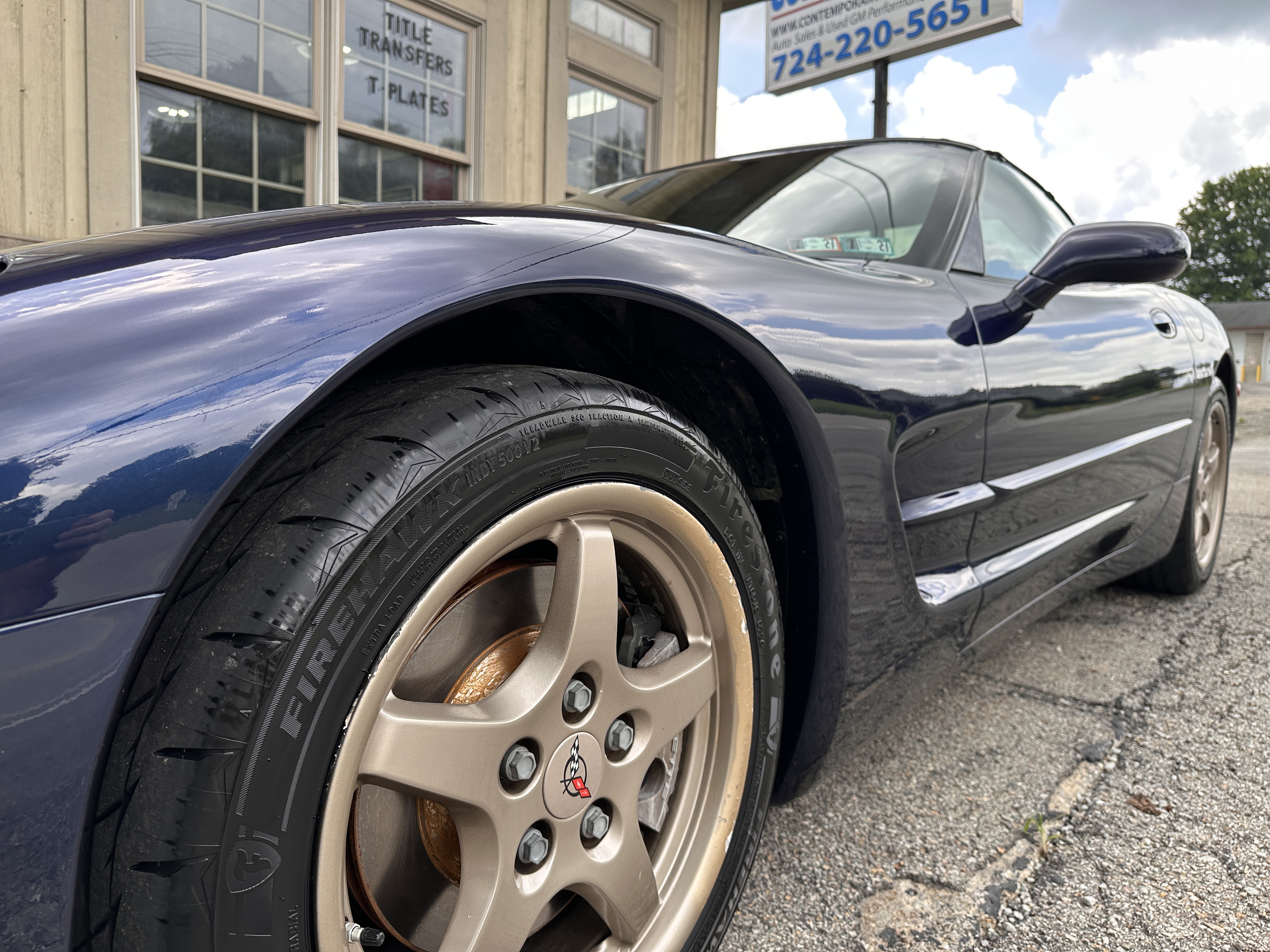 Used 1999 Chevrolet Corvette Convertible RWD image 9