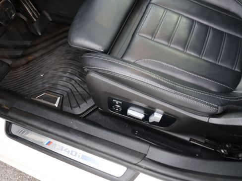 Used 2021 BMW M340i xDrive image 18