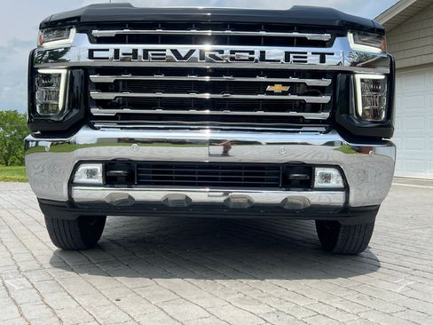 Used 2022 Chevrolet Silverado 3500 LTZ image 17