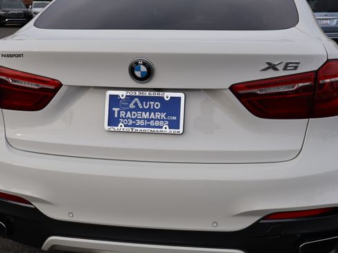 Used 2018 BMW X6 xDrive35i w/ M-Sport Package image 14