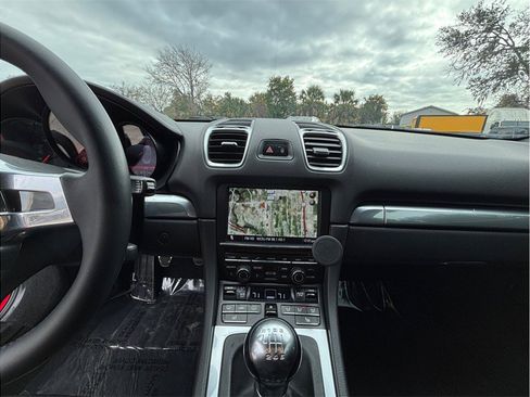 Used 2013 Porsche Boxster image 11