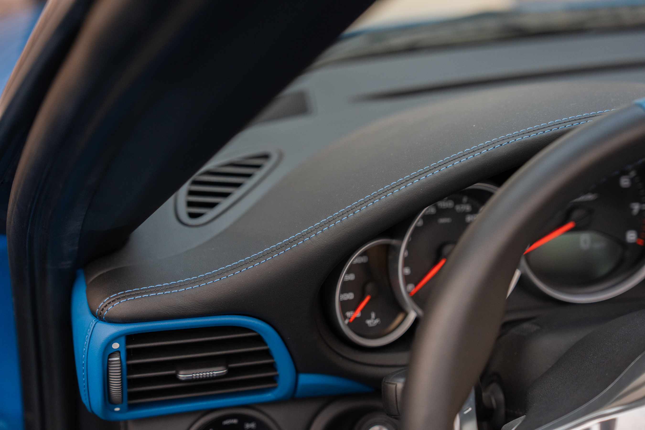 Used 2011 Porsche 911 Speedster RWD image 71